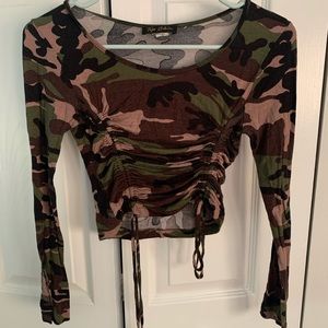 camo top